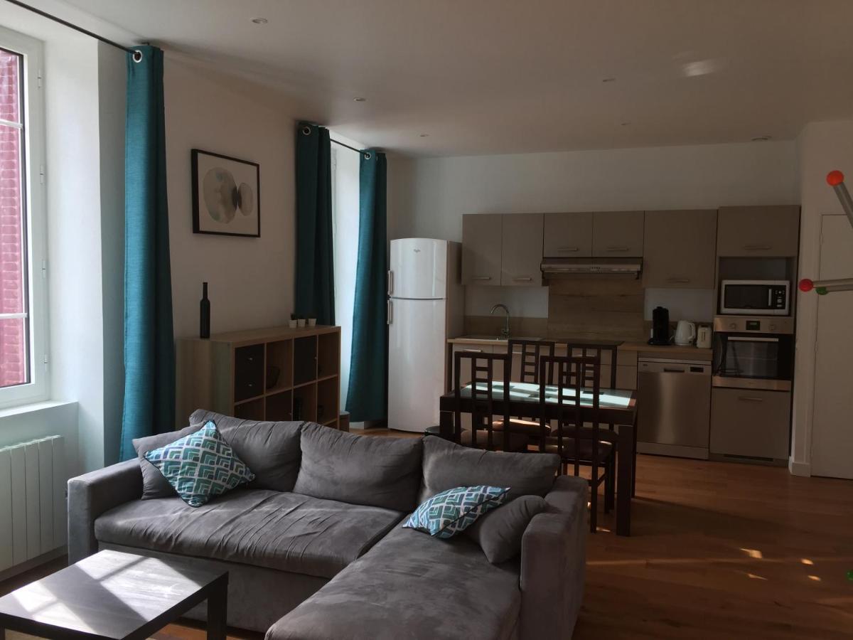 Magnifique Et Lumineux Appartement Au Coeur Du Sancy Saint-Nectaire Kültér fotó